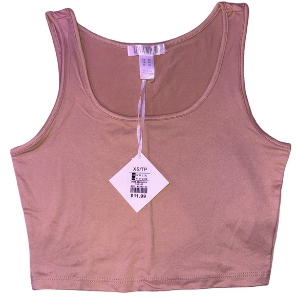 Cropped tank tops - Picture 2 of 5